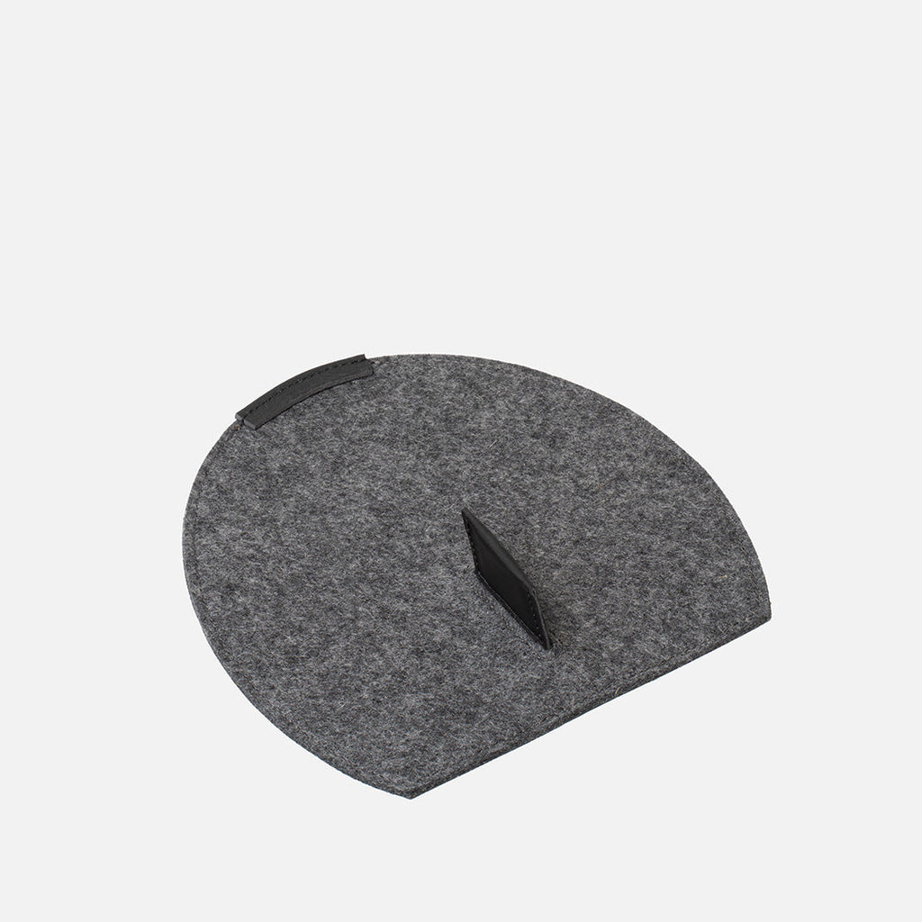 Merino Felt Rest Station 2.0 for AirPods Max – Premium Stand