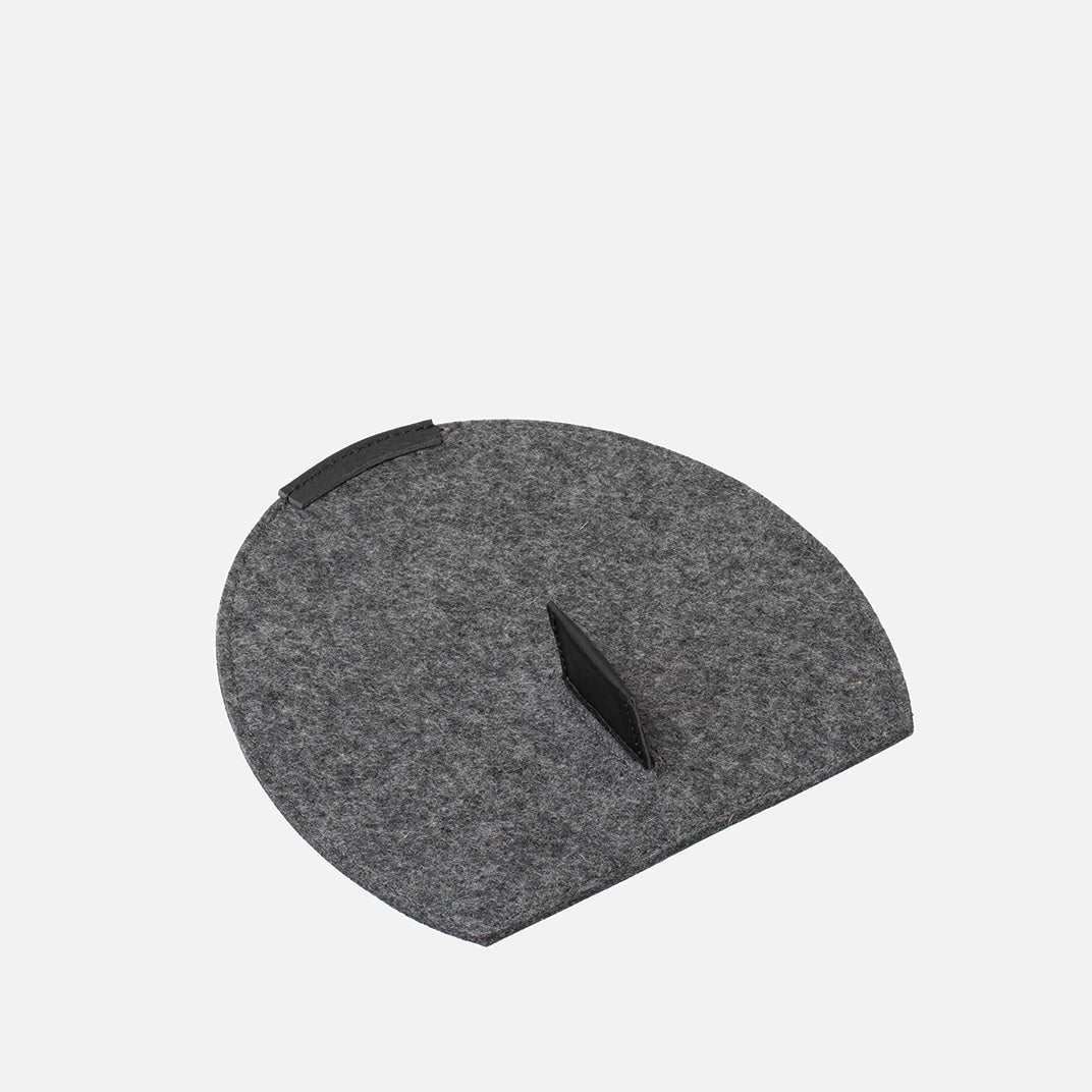 Merino Felt Rest Station 2.0 for AirPods Max – Premium Stand